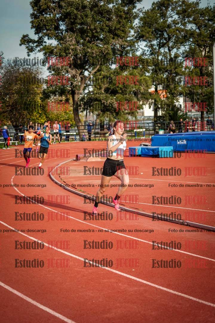 Fotos de las Postas 8x300 m mixta