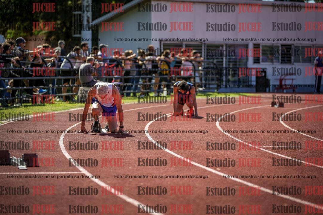Fotos de los 400 m llanos de varones