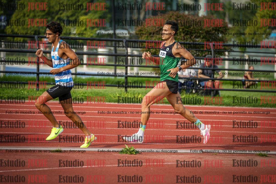 Fotos de los 3000 m llanos de varones