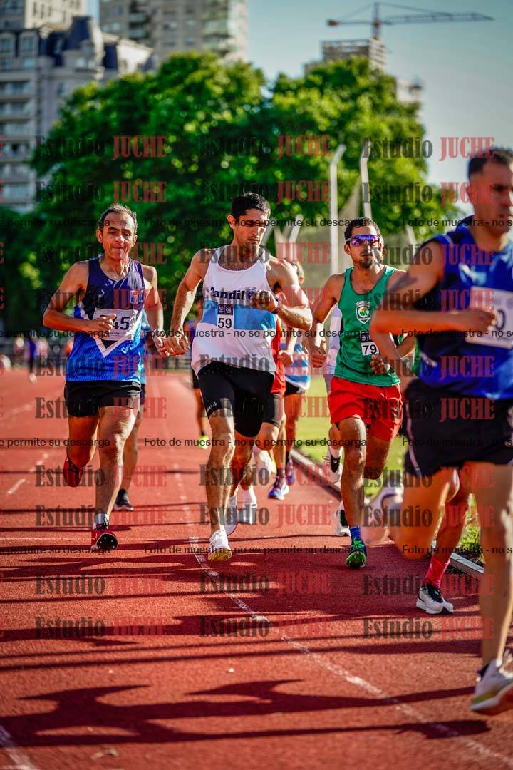 Fotos de los 3000 m llanos de varones