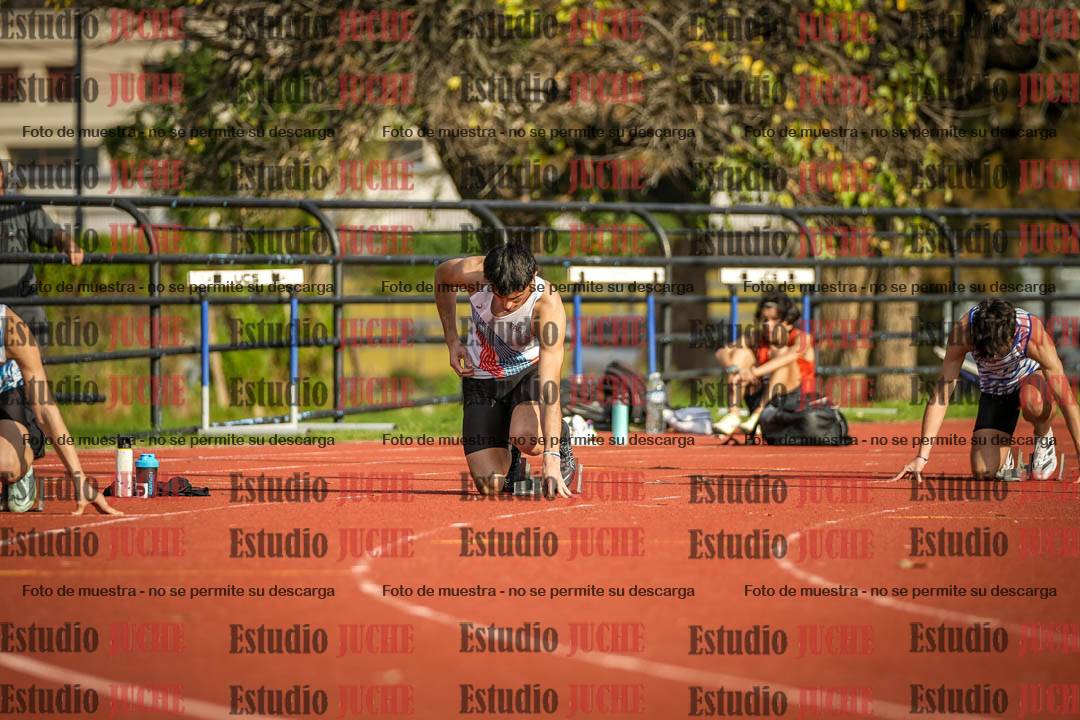 Fotos de los 200 m llanos de varones - FINAL