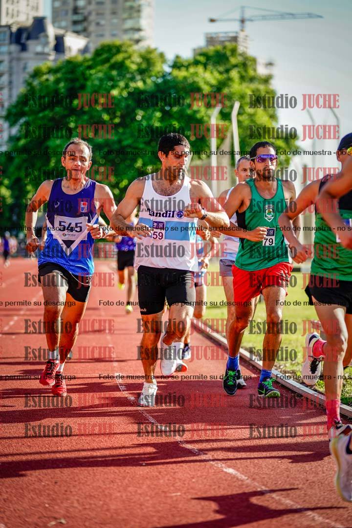 Fotos de los 3000 m llanos de varones