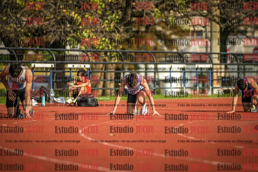 Fotos de los 200 m llanos de varones - FINAL