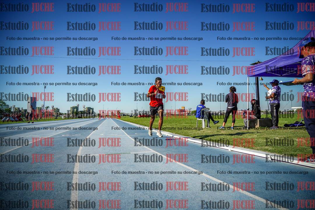 Fotos de los 3000 m llanos de varones