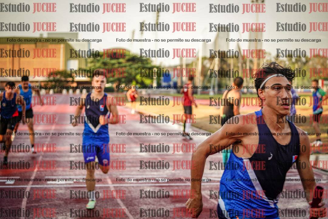 Fotos de las Postas 4x400 m de varones