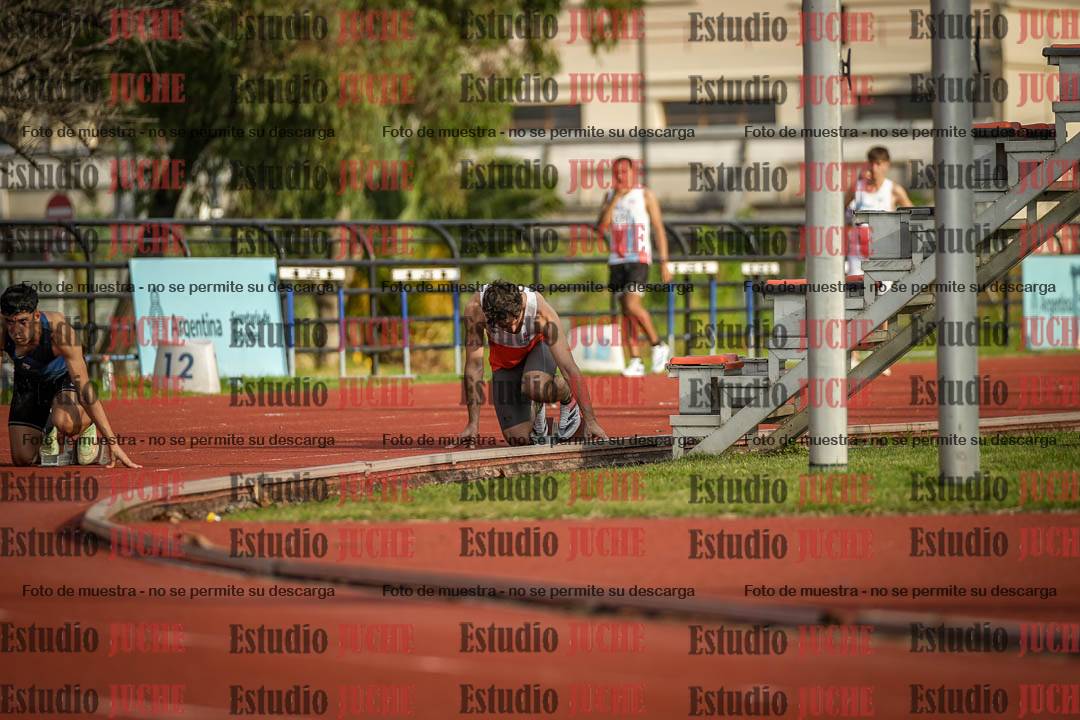 Fotos de los 200 m llanos de varones - FINAL