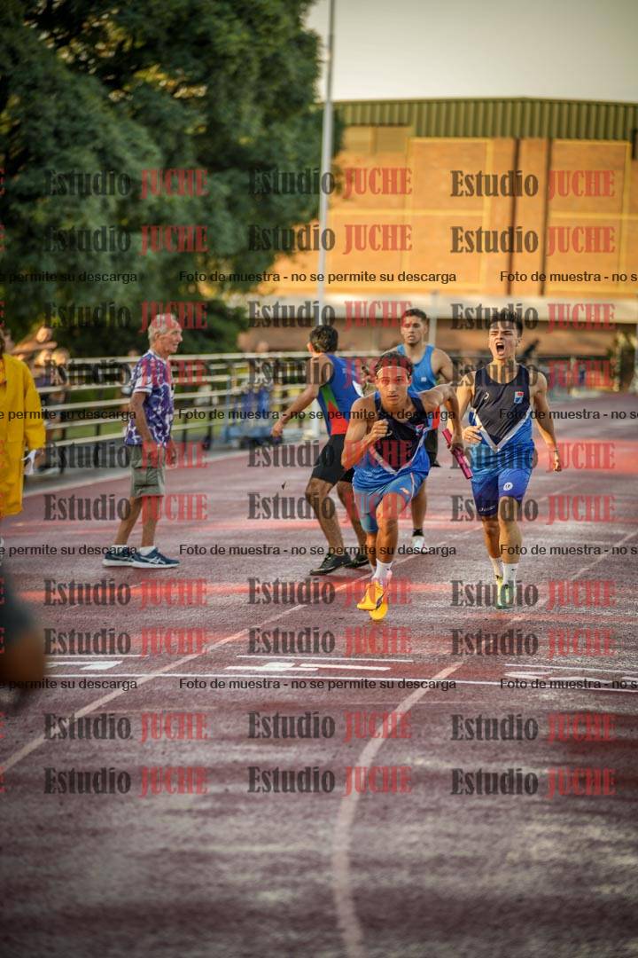 Fotos de las Postas 4x400 m de varones