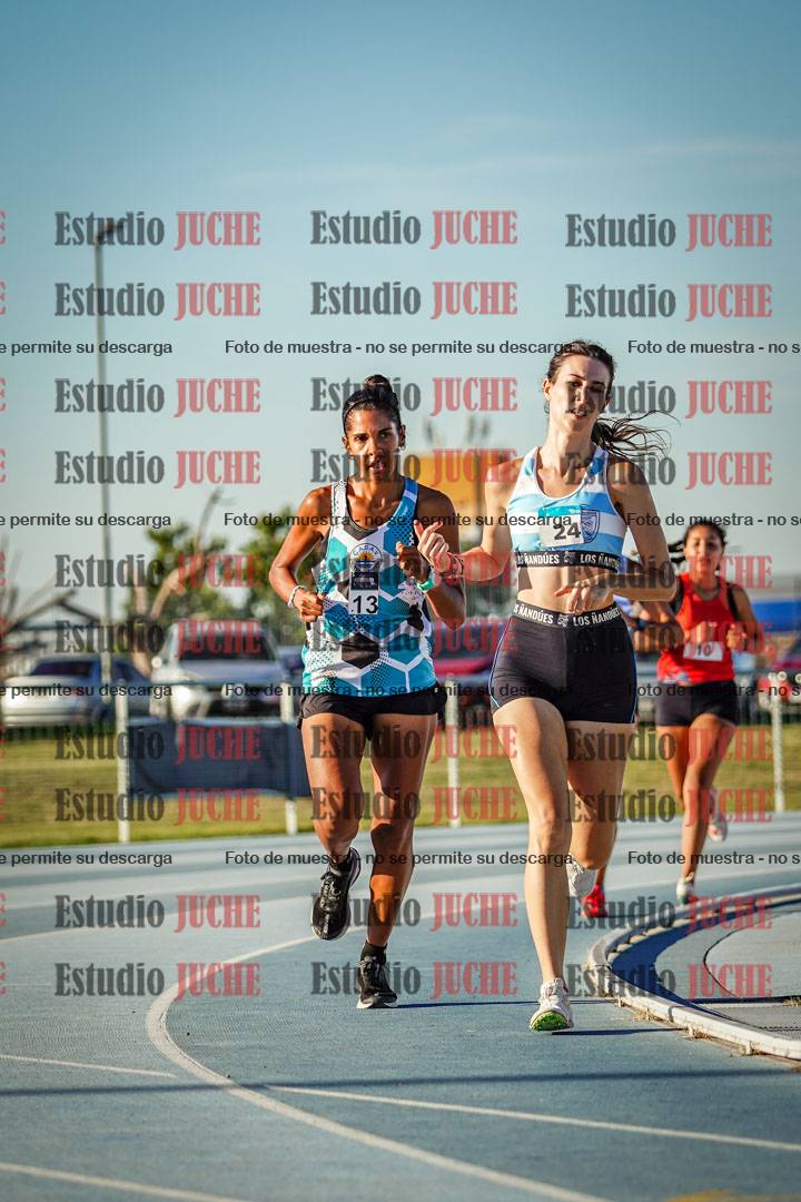 Fotos de los 1500 m llanos de mujeres