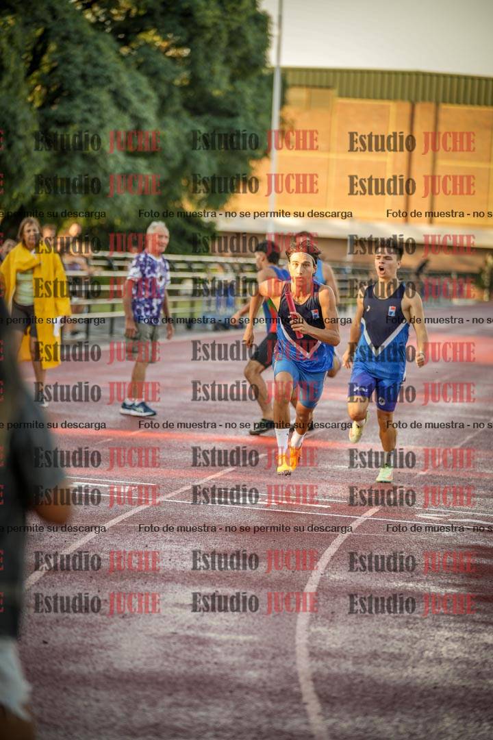 Fotos de las Postas 4x400 m de varones