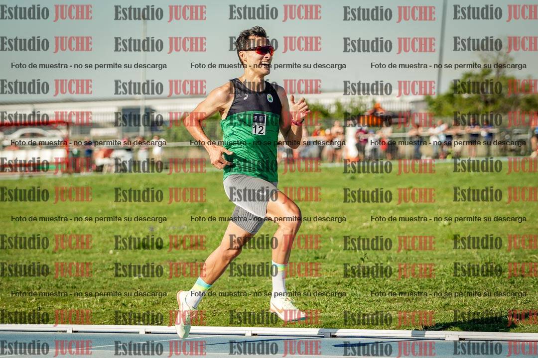 Fotos de los 3000 m llanos de varones