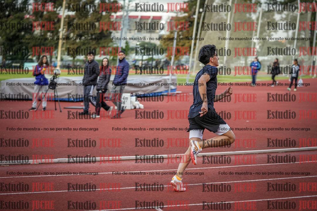 Fotos de los 400 m llanos de varones - decatlón 5