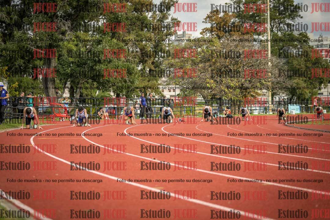 Fotos de los 200 m llanos de varones - FINAL