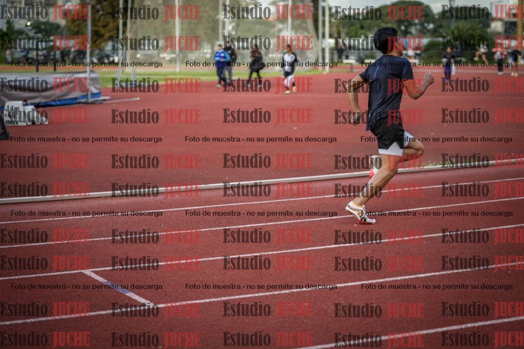 Fotos de los 400 m llanos de varones - decatlón 5