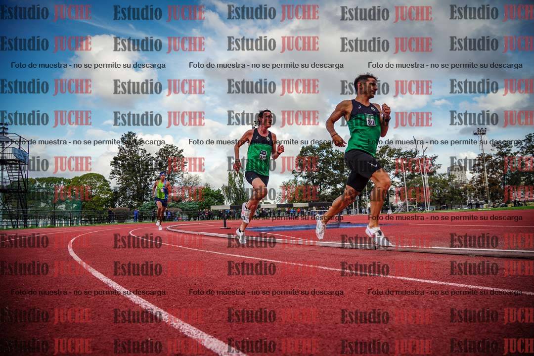 Fotos de los 3000 m llanos de varones