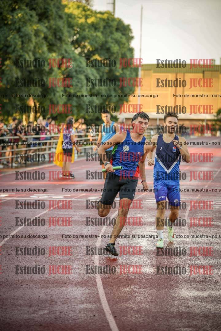 Fotos de las Postas 4x400 m de varones