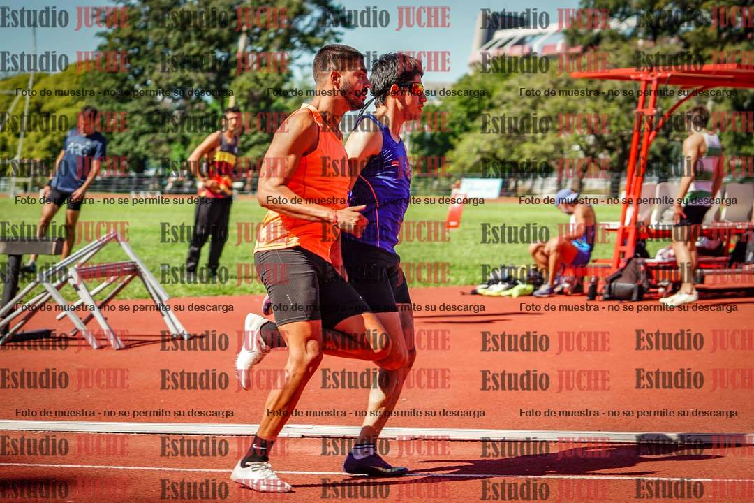 Fotos de los 400 m llanos de varones