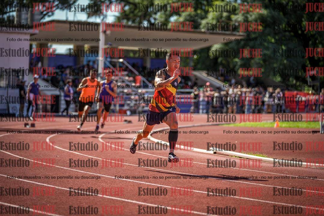 Fotos de los 400 m llanos de varones