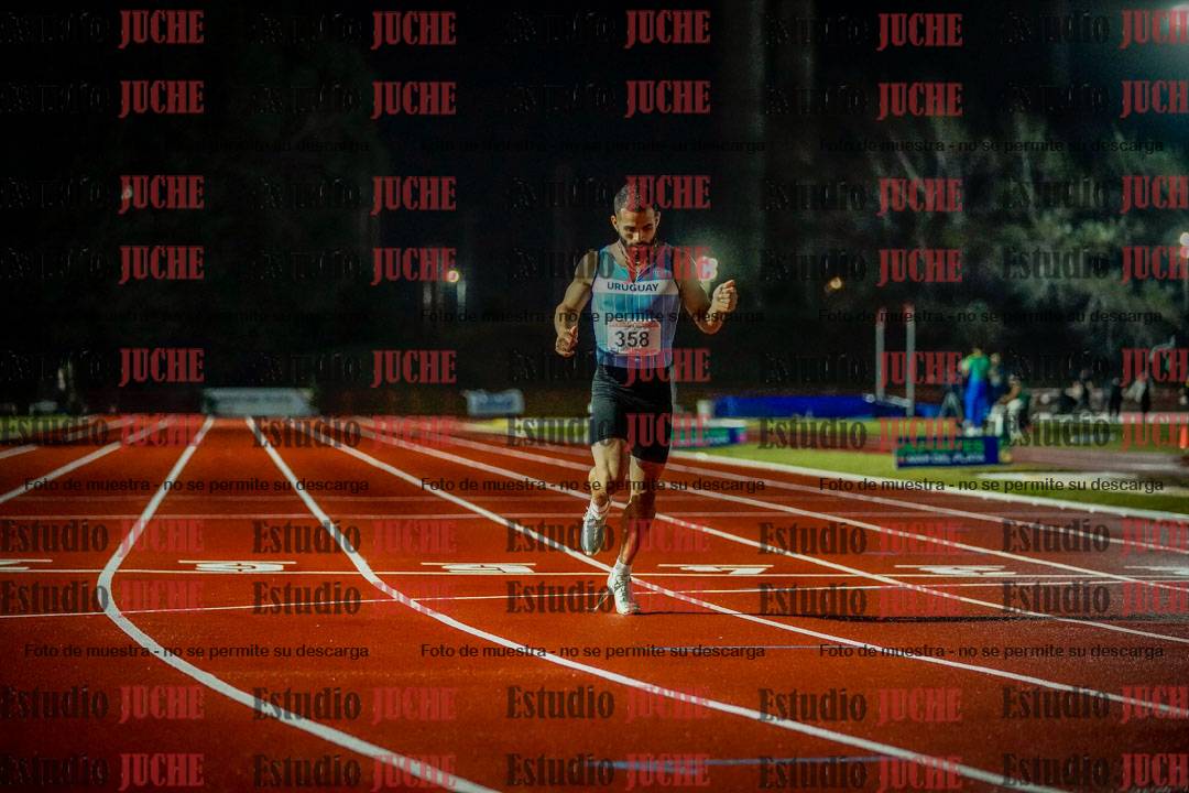 Fotos de los 400 m llanos de varones - deca 5 - serie 1