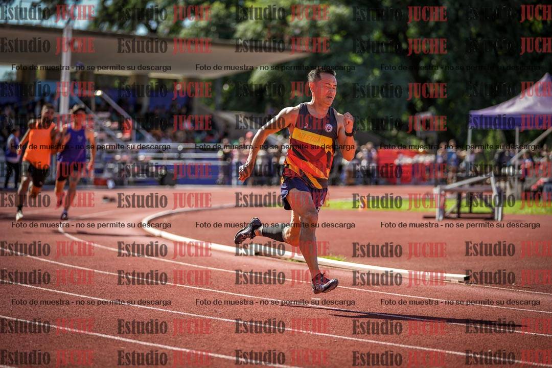Fotos de los 400 m llanos de varones