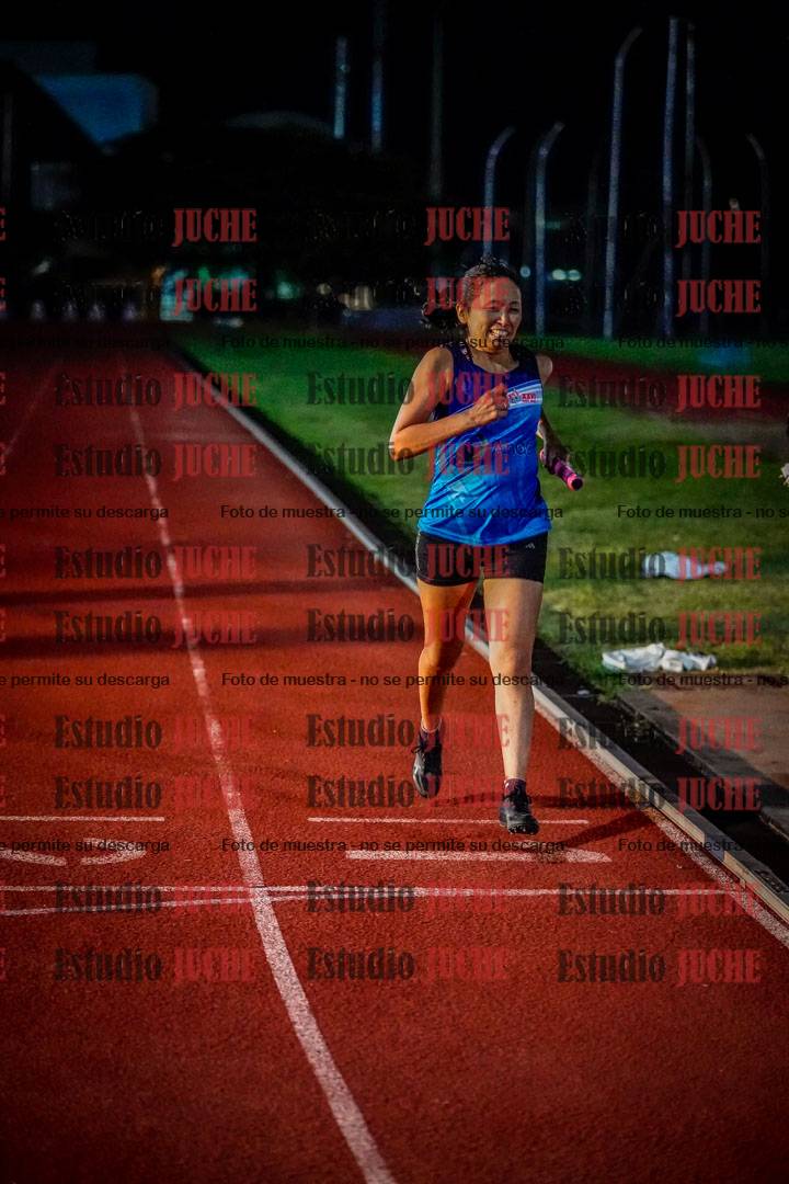 Fotos de las postas 4x400 m mixtas