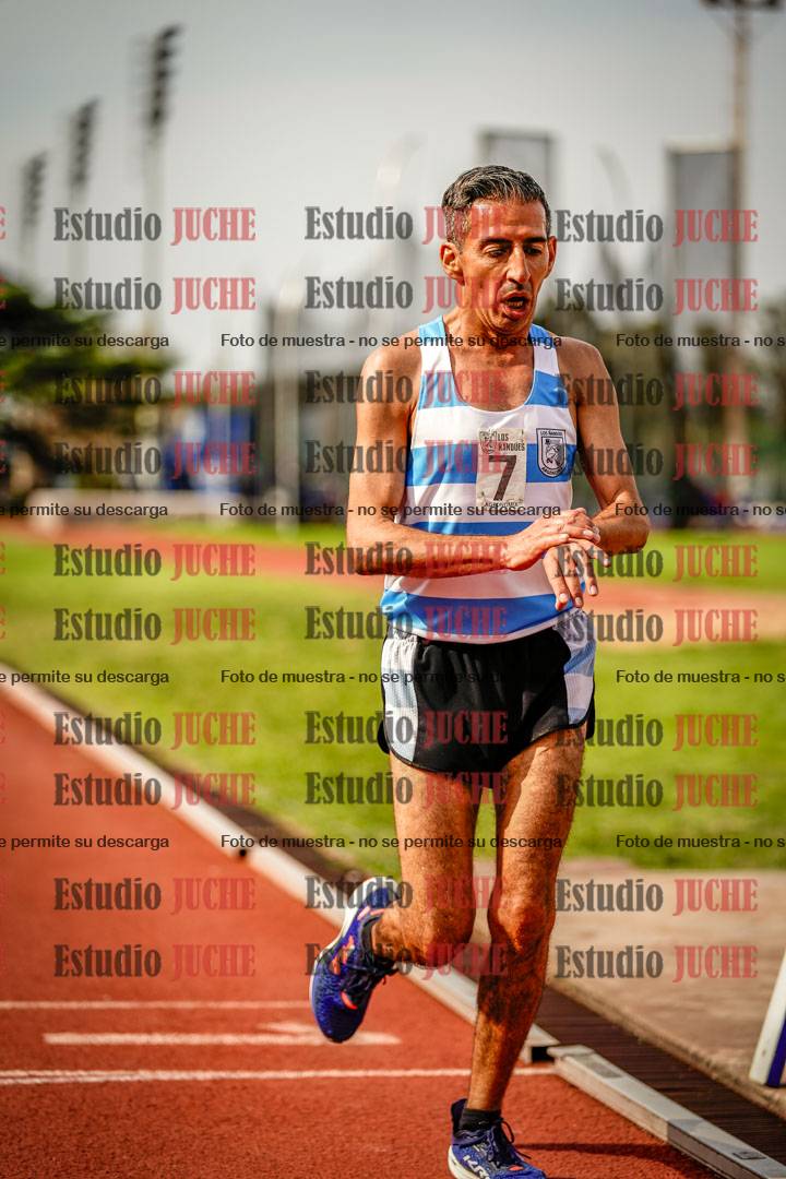 Fotos de los 3000 m llanos de varones