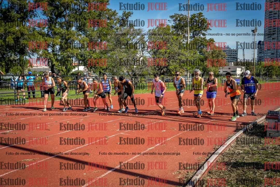 Fotos de los 5000 m llanos de mujeres y varones