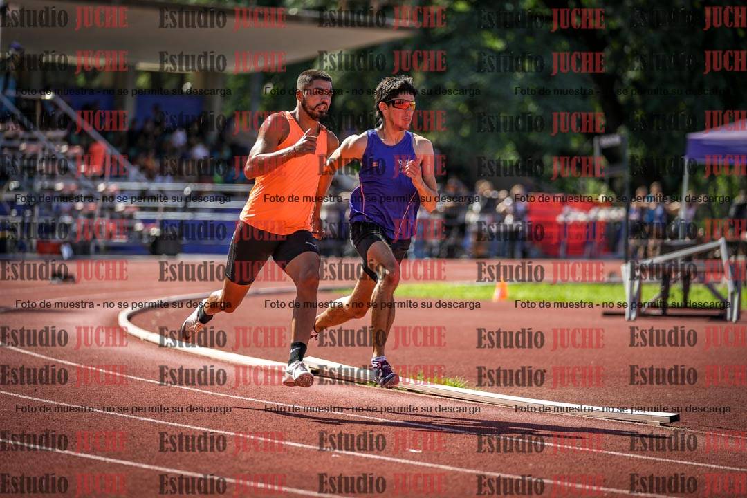 Fotos de los 400 m llanos de varones