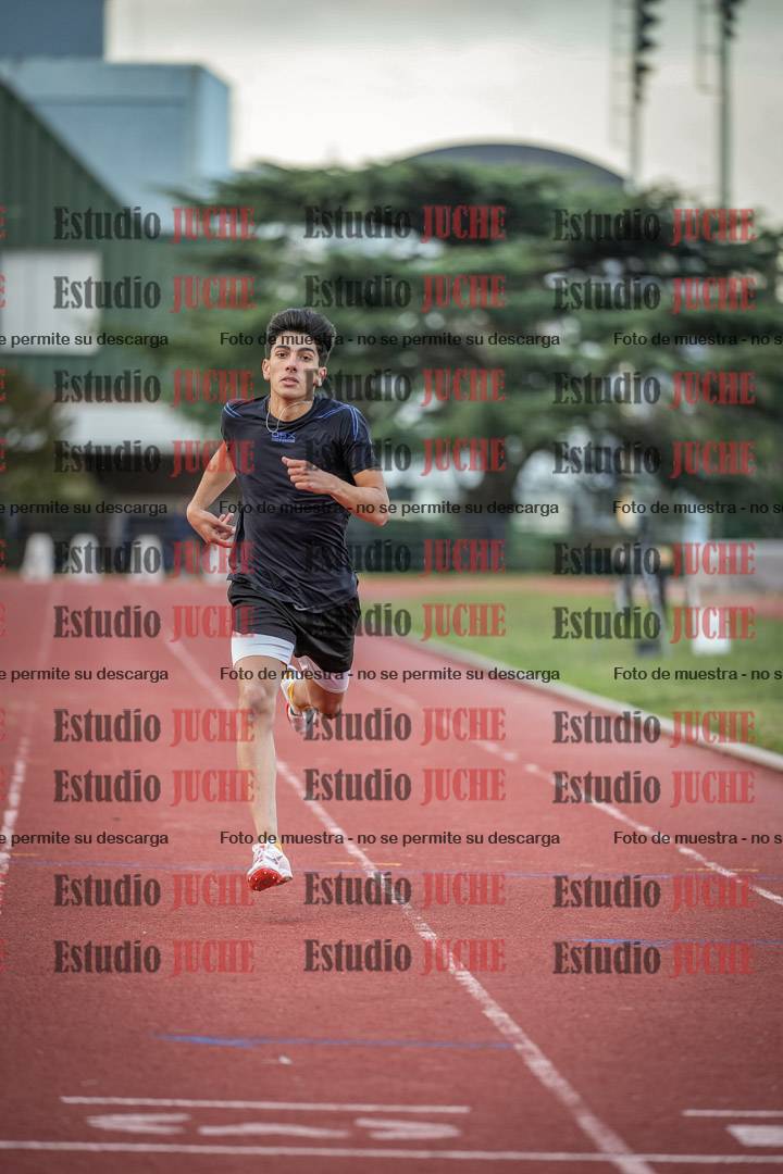 Fotos de los 400 m llanos de varones - decatlón 5