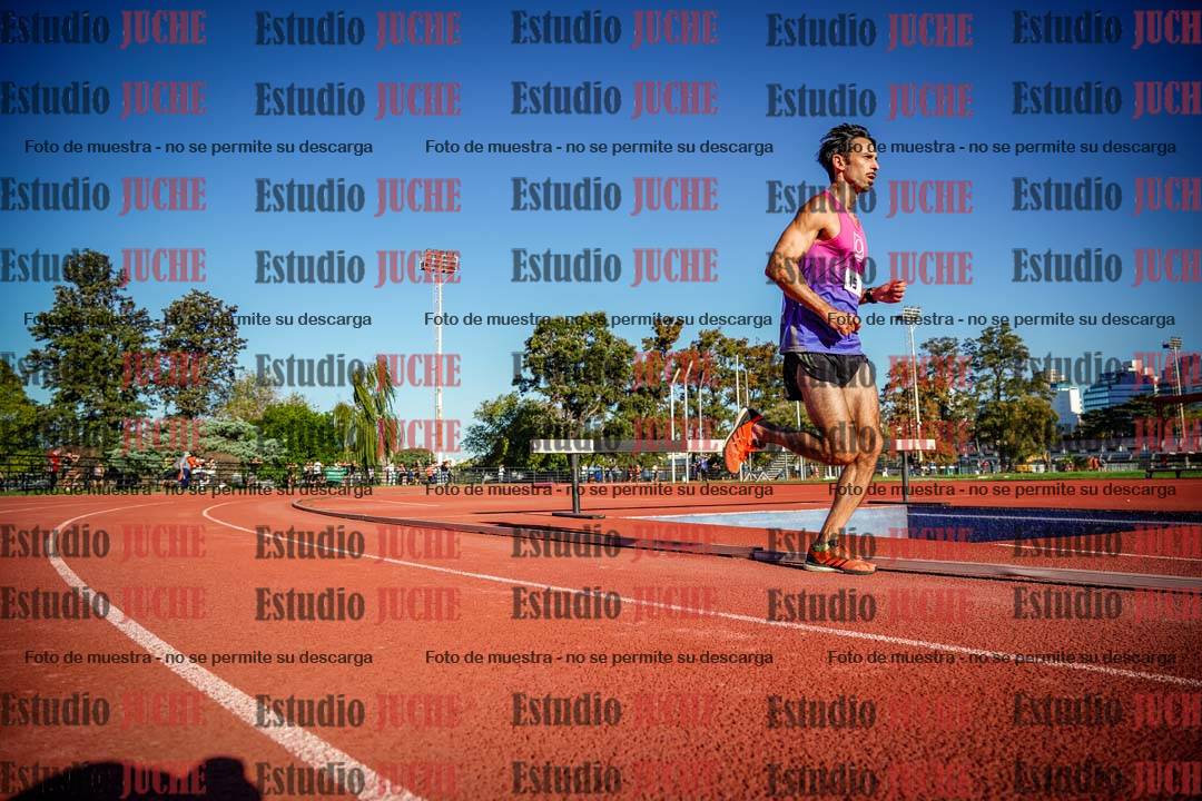 Fotos de los 3000 m llanos de varones