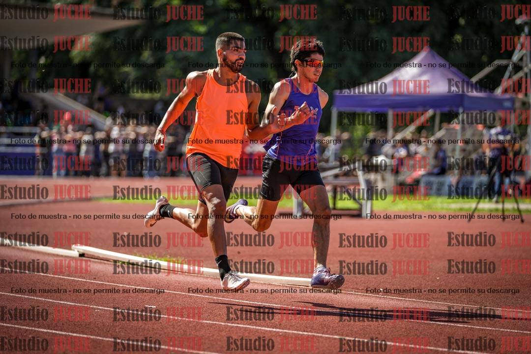 Fotos de los 400 m llanos de varones