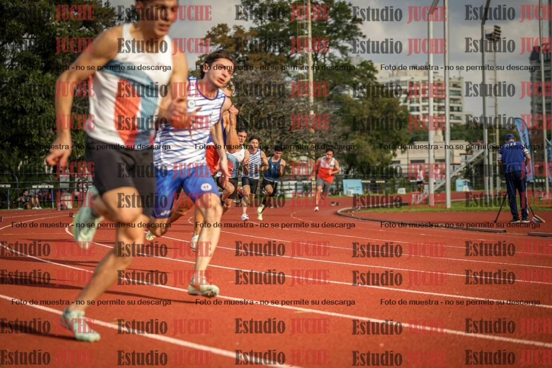Fotos de los 200 m llanos de varones - FINAL