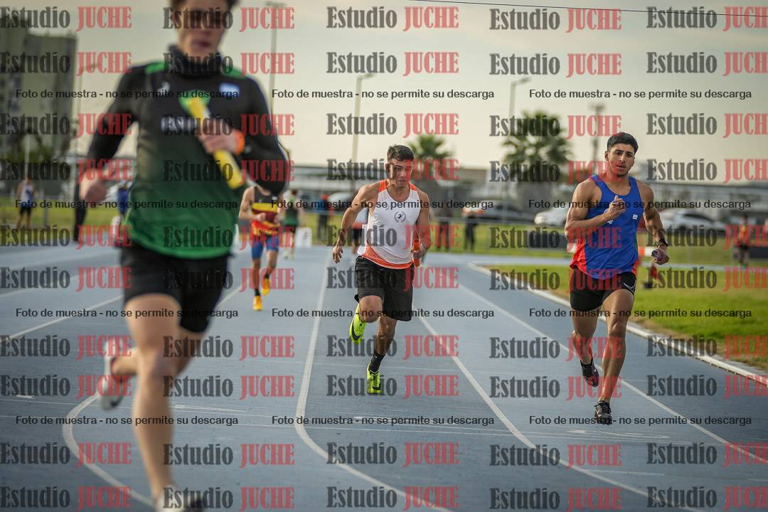 Fotos de las Postas 4x100 m de varones