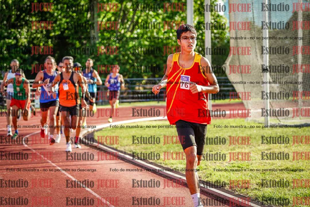 Fotos de los 3000 m llanos de varones
