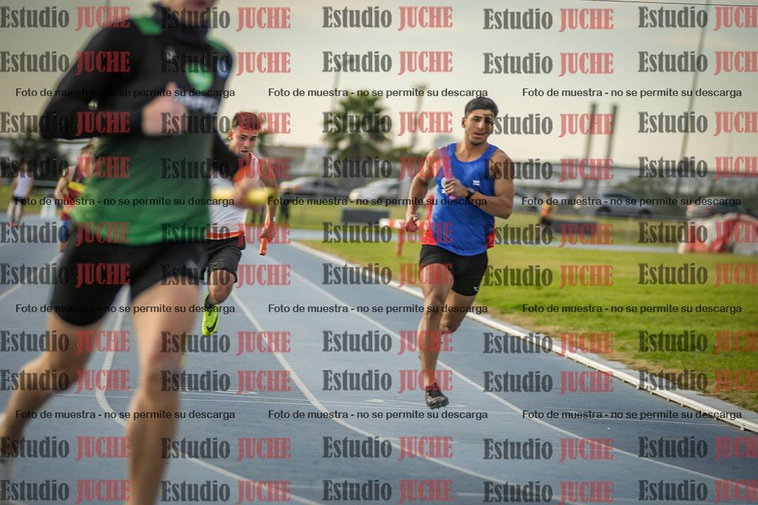 Fotos de las Postas 4x100 m de varones