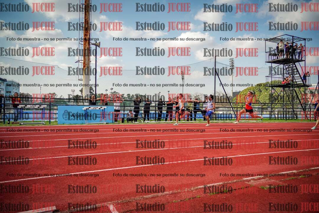 Fotos de los 200 m llanos de varones - FINAL