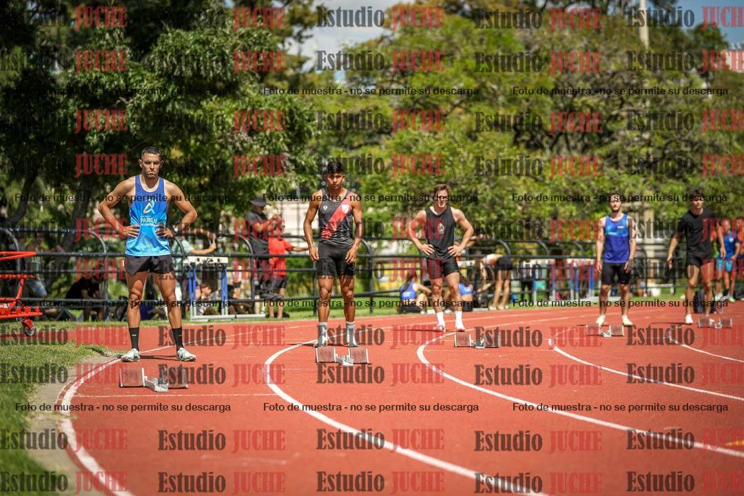 Fotos de los 200 m llanos de varones