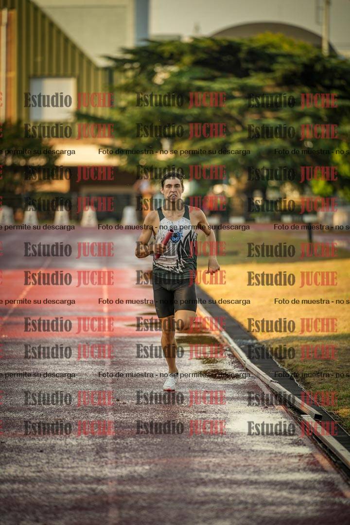 Fotos de las Postas 4x400 m de varones