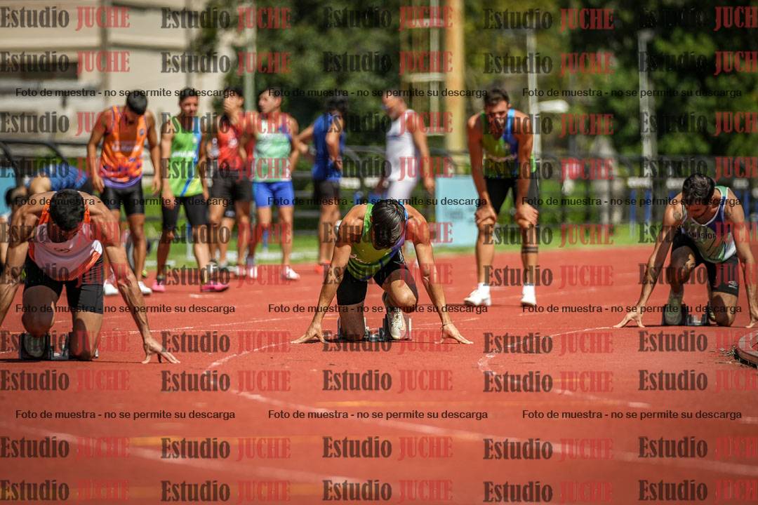 Fotos de los 200 m llanos de varones