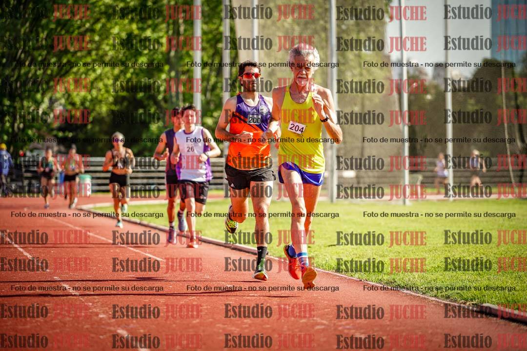 Fotos de los 5000 m llanos de mujeres y varones