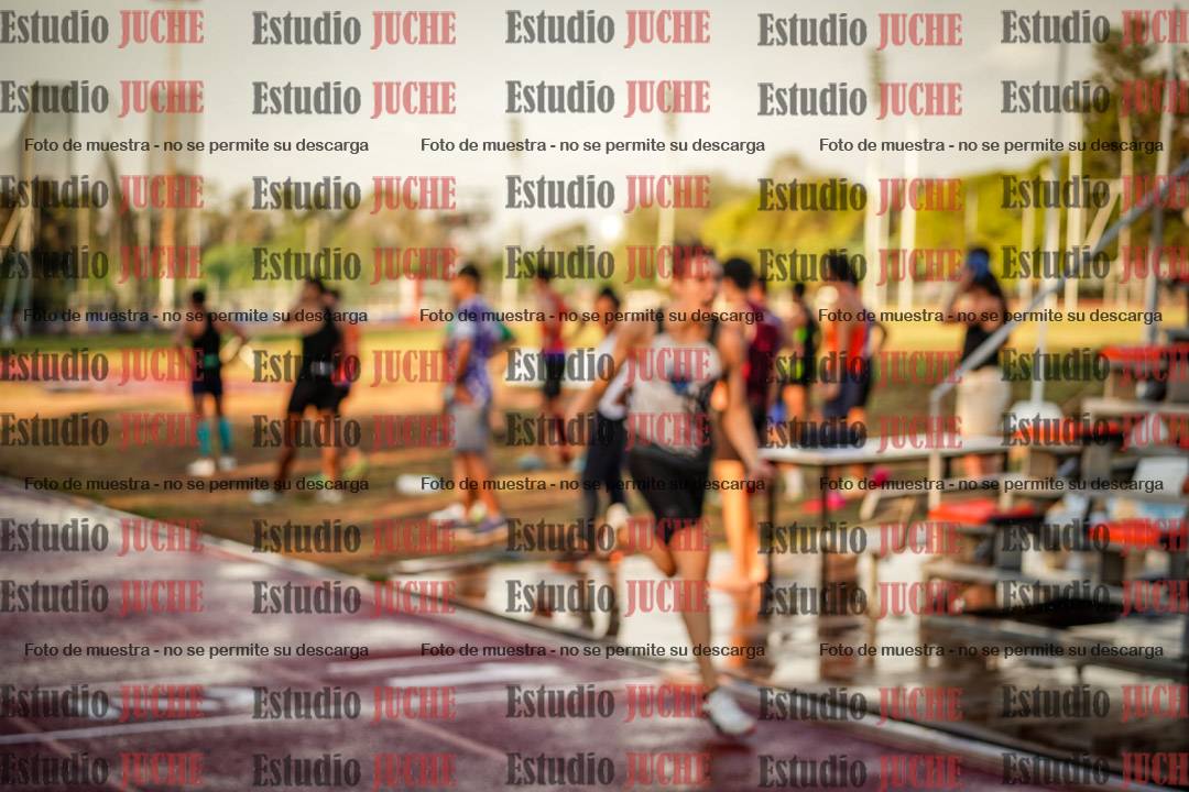 Fotos de las Postas 4x400 m de varones
