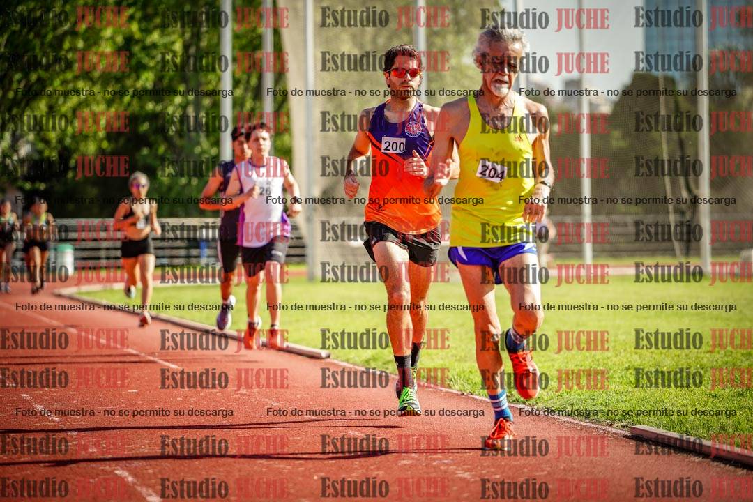 Fotos de los 5000 m llanos de mujeres y varones