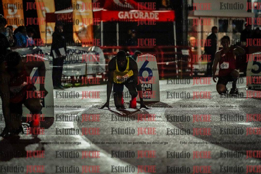 Fotos de los 400 m llanos de varones - deca 5 - serie 2