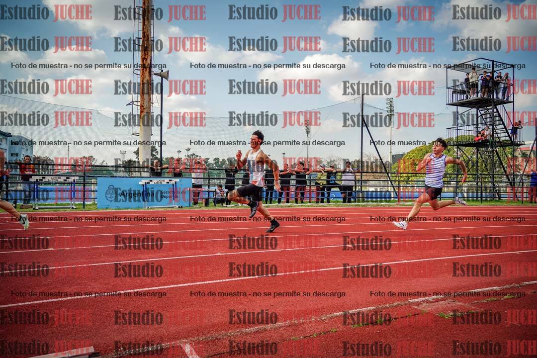Fotos de los 200 m llanos de varones - FINAL