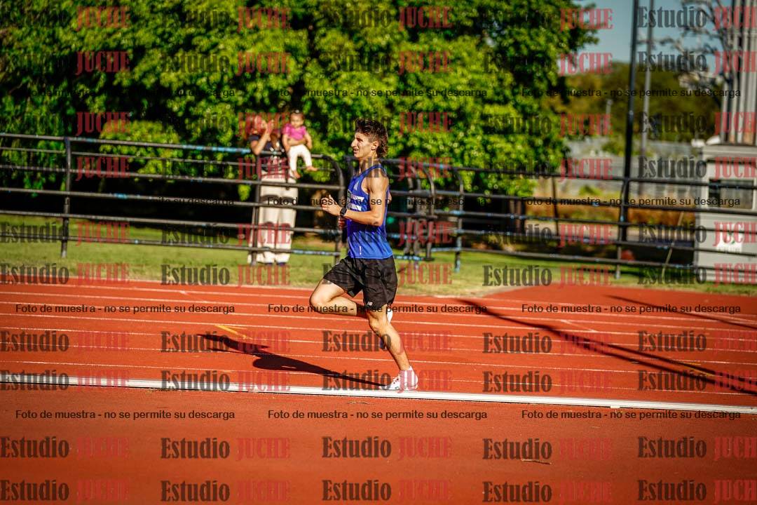Fotos de los 3000 m llanos de varones