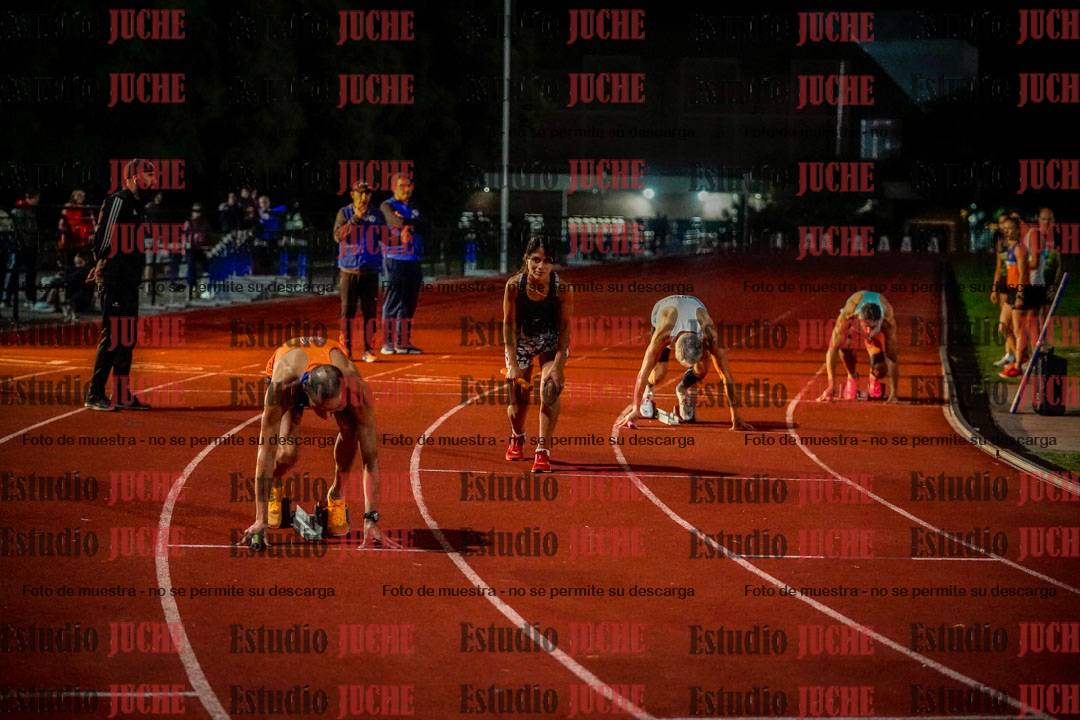 Fotos de las postas 4x400 m mixtas