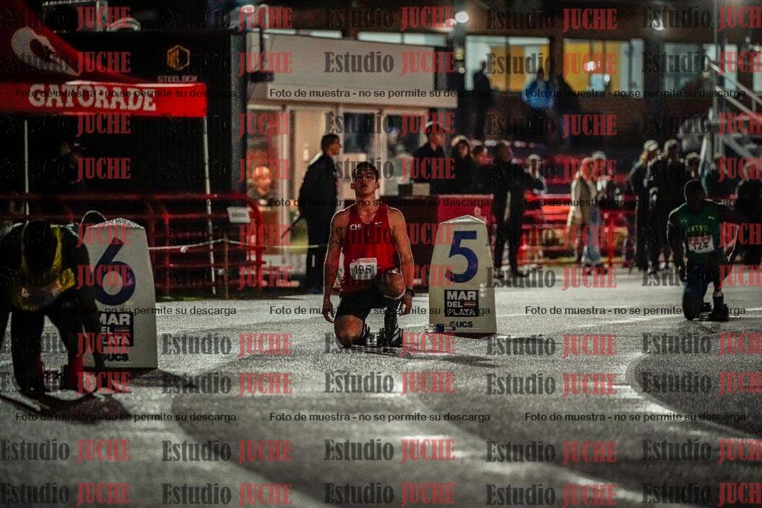 Fotos de los 400 m llanos de varones - deca 5 - serie 2