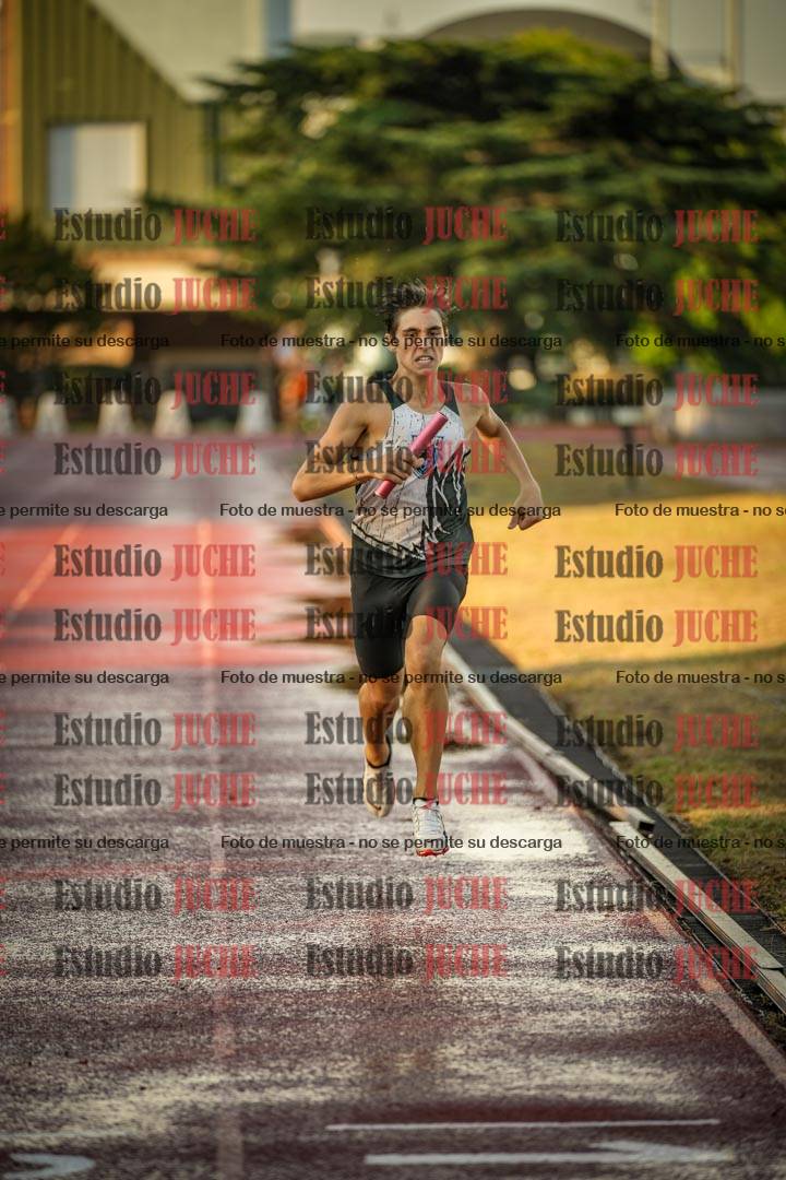 Fotos de las Postas 4x400 m de varones