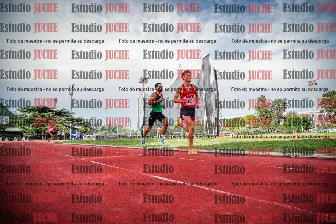 Fotos de los 3000 m llanos de varones