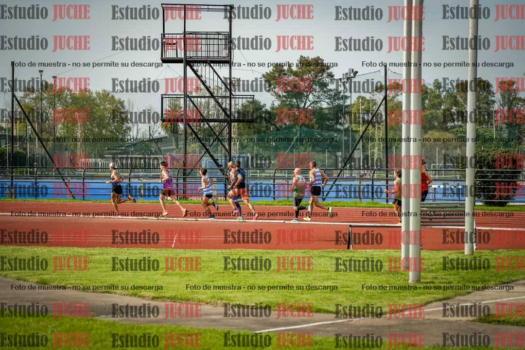 Fotos de los 3000 m llanos de varones