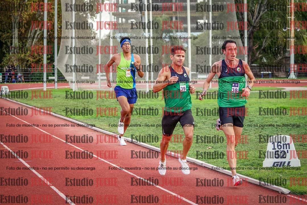 Fotos de los 3000 m llanos de varones